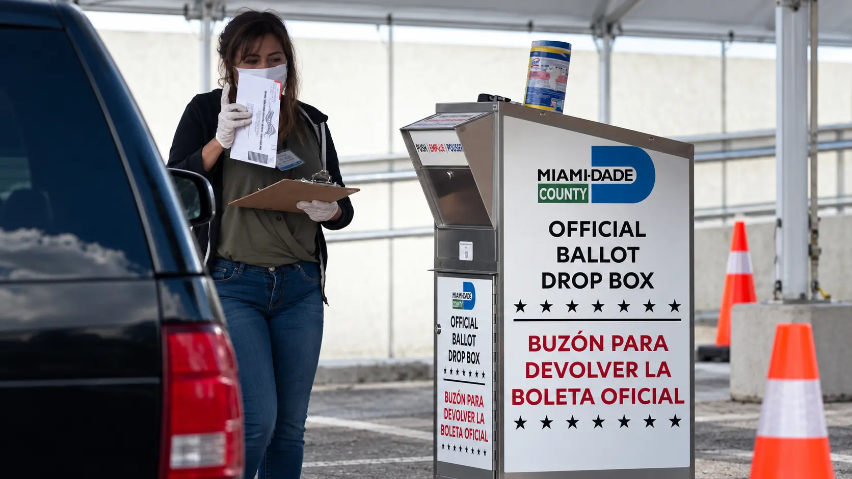 Florida and Puerto Rico: two constitutions, no leadership
